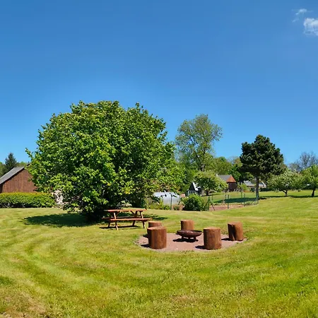 Slavíkov - Simple Apartamento