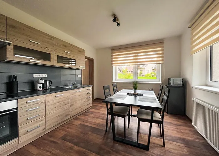 Slavikov - Simple Apartment Horni Radechova